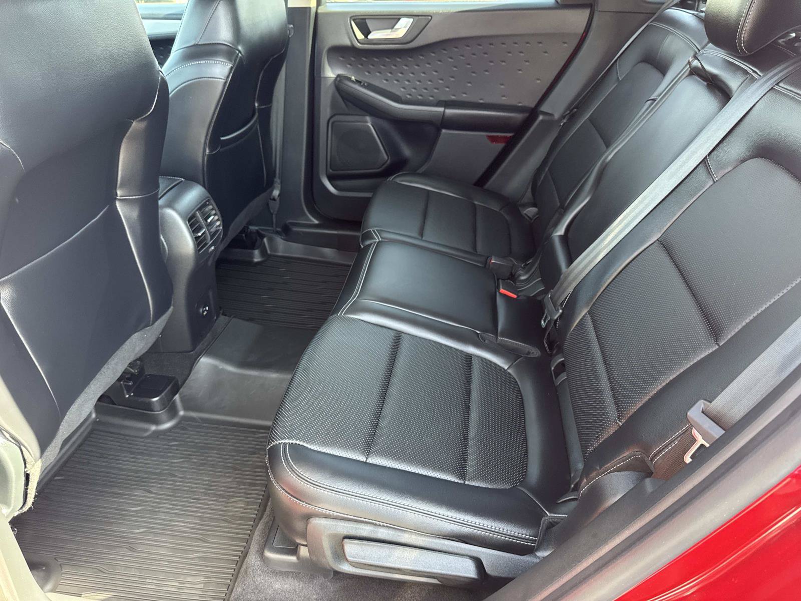 Used 2020 Ford Escape SEL FWD image 27