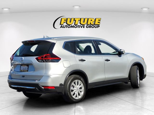 Used 2020 Nissan Rogue S image 4