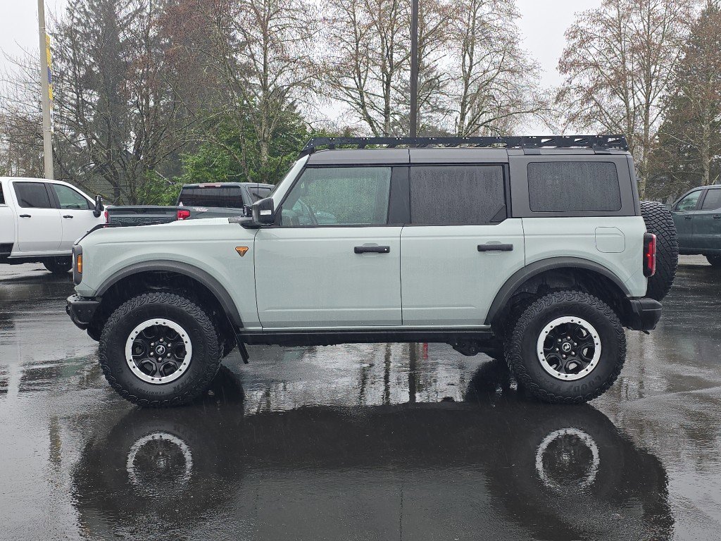 Used 2021 Ford Bronco Badlands image 6