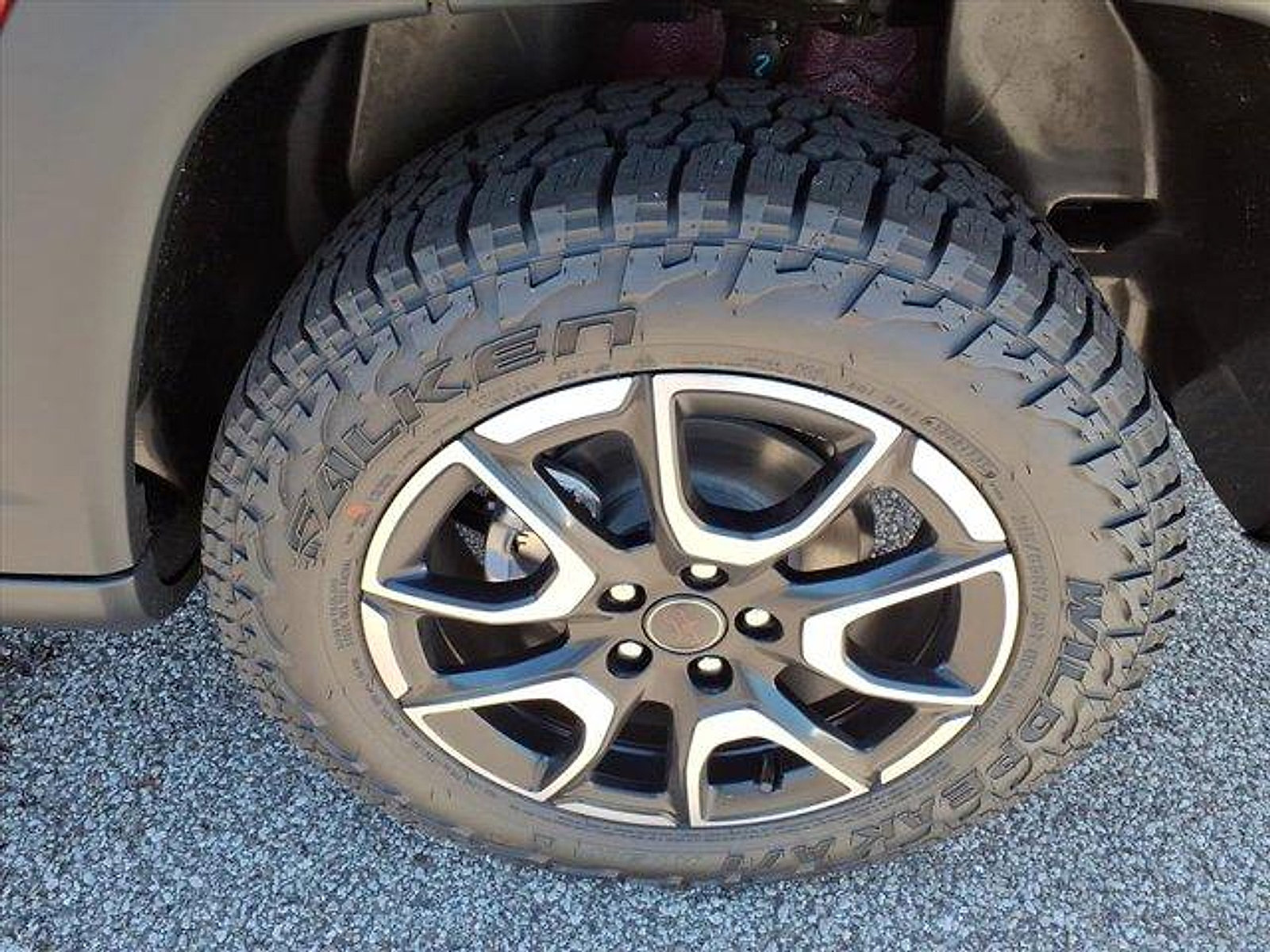 New 2026 Jeep Compass Trailhawk image 13