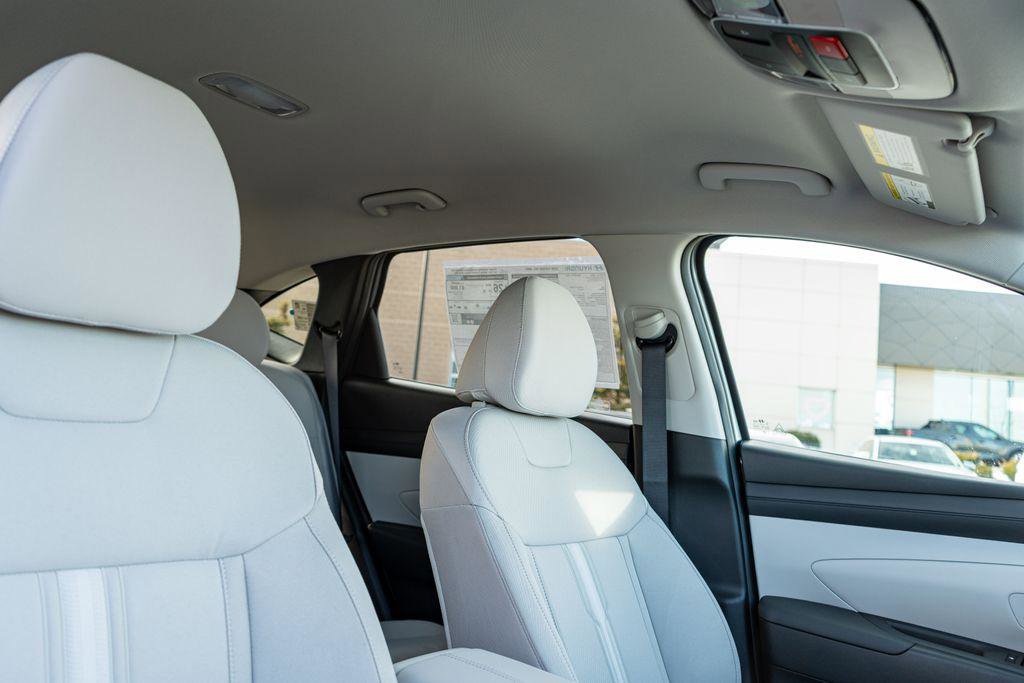 New 2026 Hyundai Tucson SEL image 13