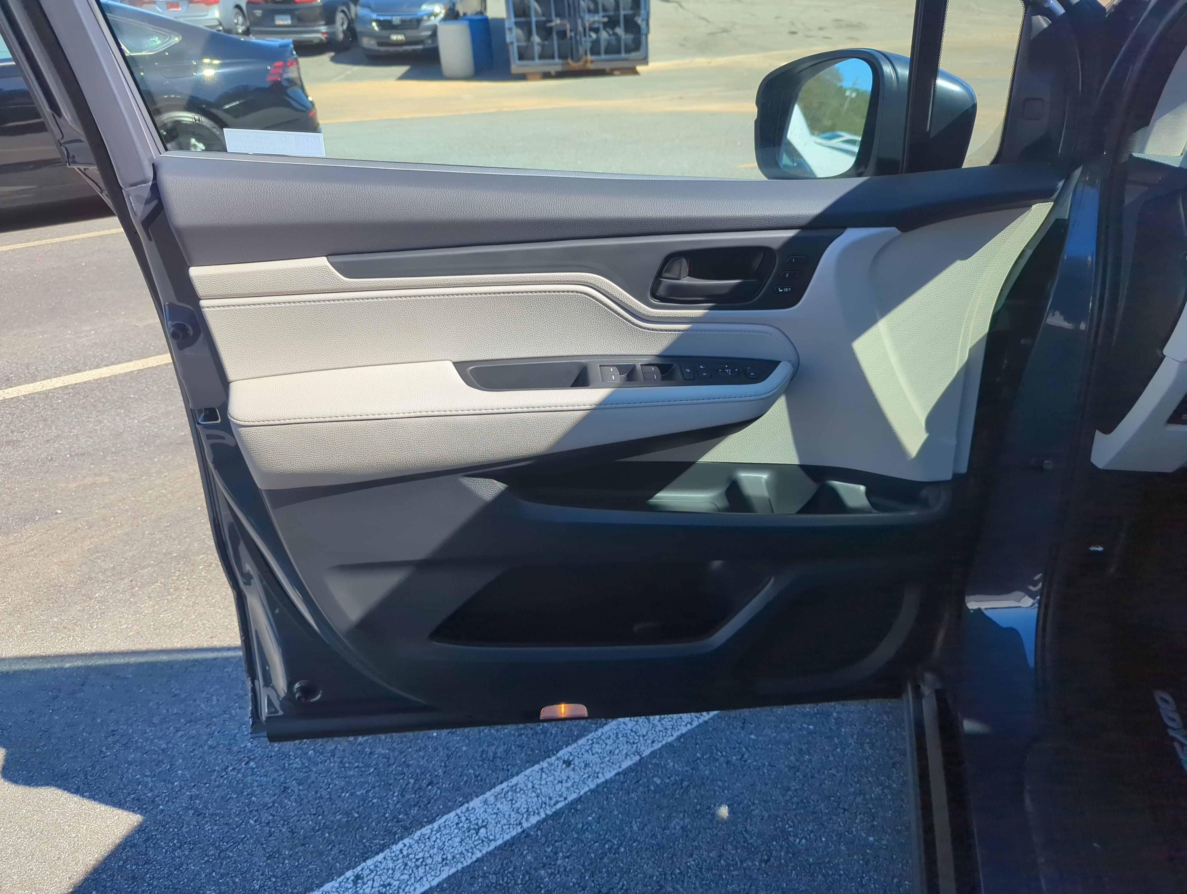 New 2026 Honda Odyssey EX-L image 16