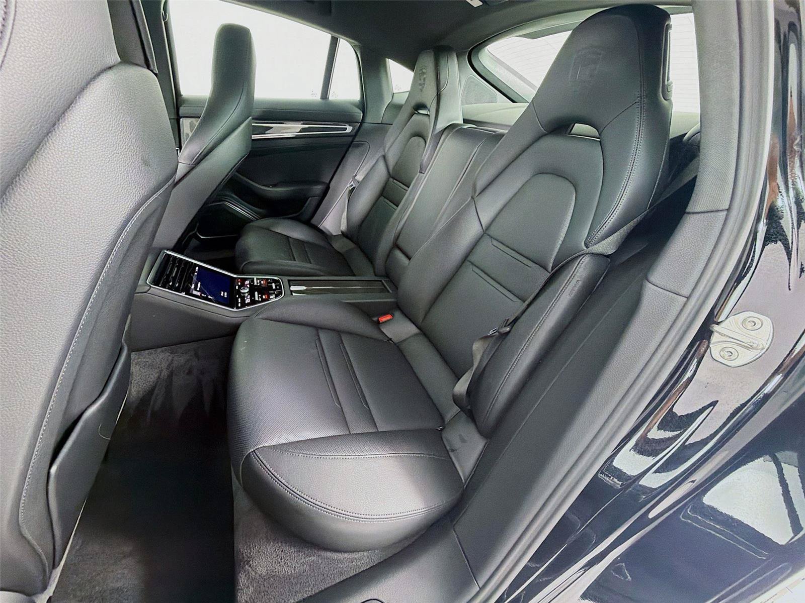 Certified 2023 Porsche Panamera Platinum Edition RWD image 21