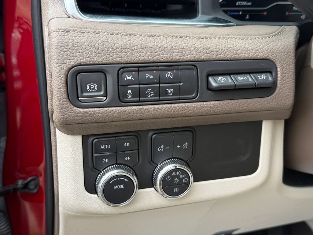 Used 2023 GMC Yukon Denali AWD/4WD image 19