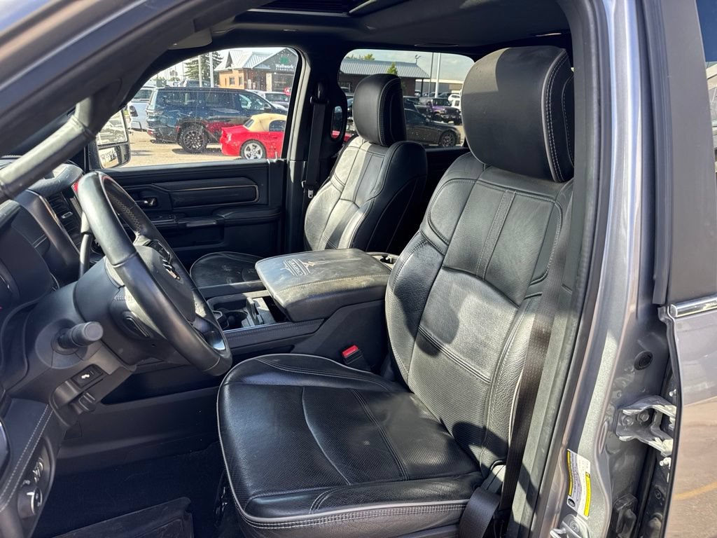 Used 2023 RAM 3500 Limited w/ Cold Weather Group AWD/4WD image 13