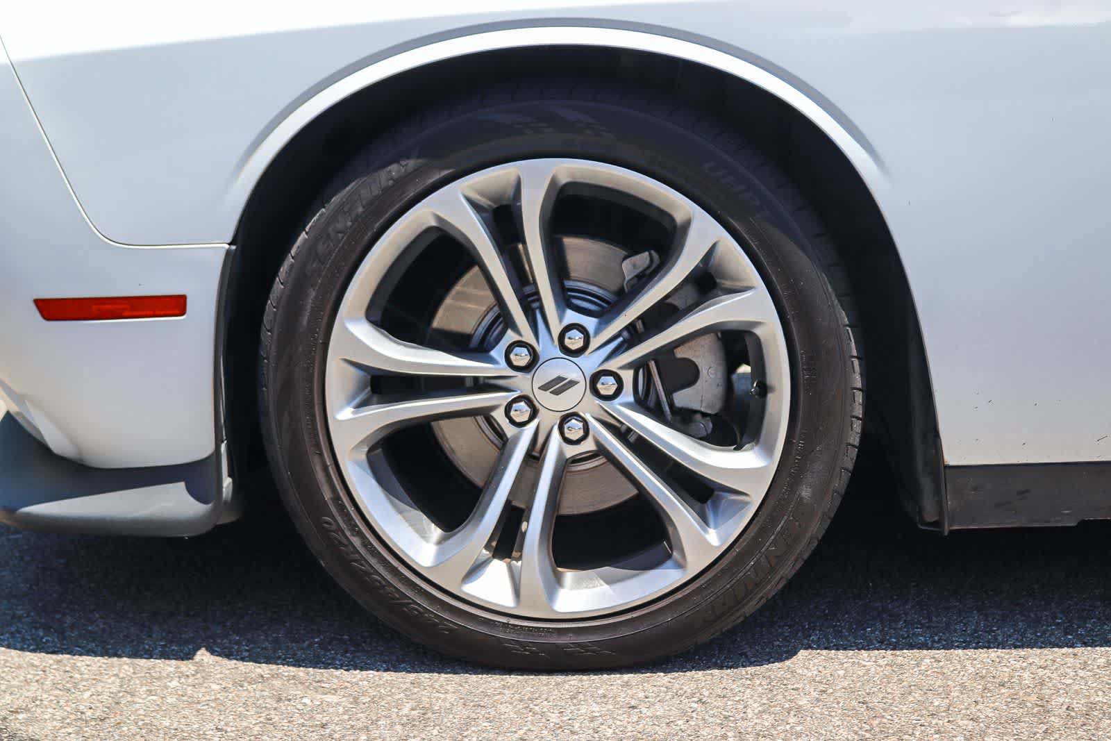 Used 2021 Dodge Challenger GT w/ Plus Package RWD image 9