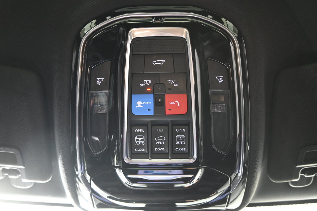 Used 2022 Jeep Grand Cherokee Overland AWD/4WD image 32