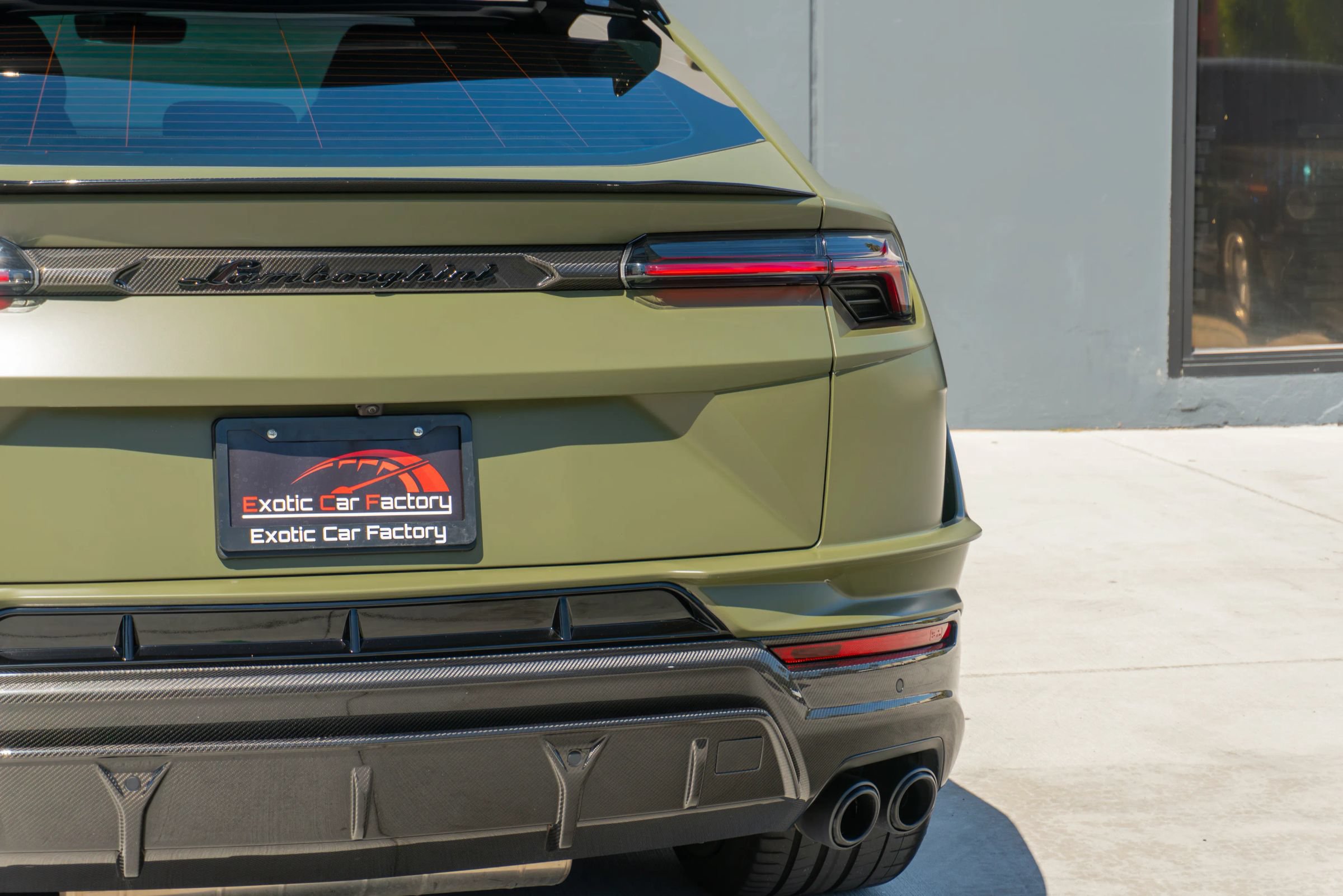 Used 2024 Lamborghini Urus Performante AWD/4WD image 43