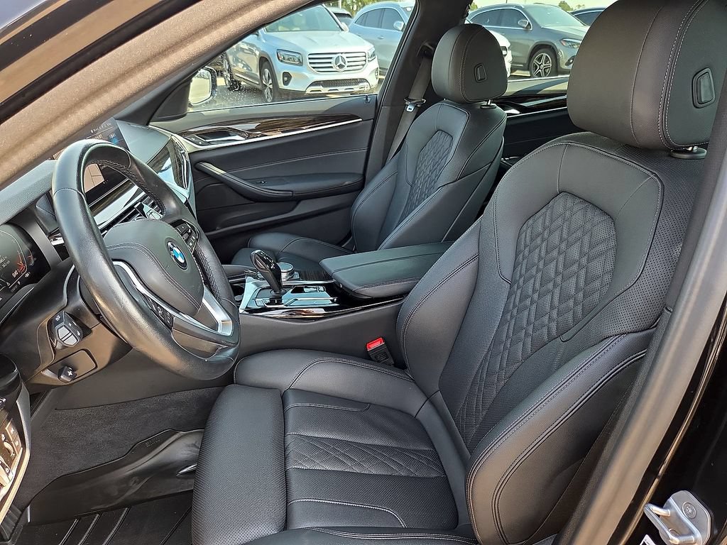 Used 2023 BMW 530i w/ Convenience Package RWD image 16