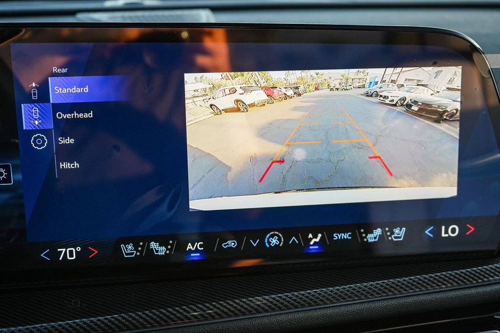 New 2026 Chevrolet Traverse High Country FWD image 23