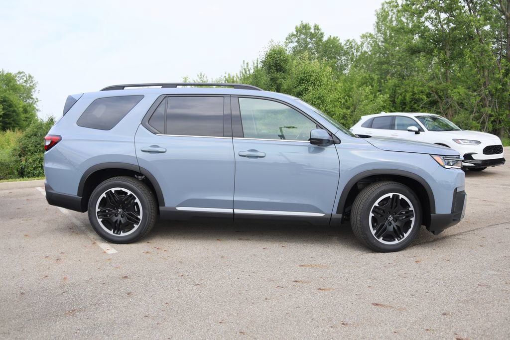 New 2026 Honda Pilot Touring image 7