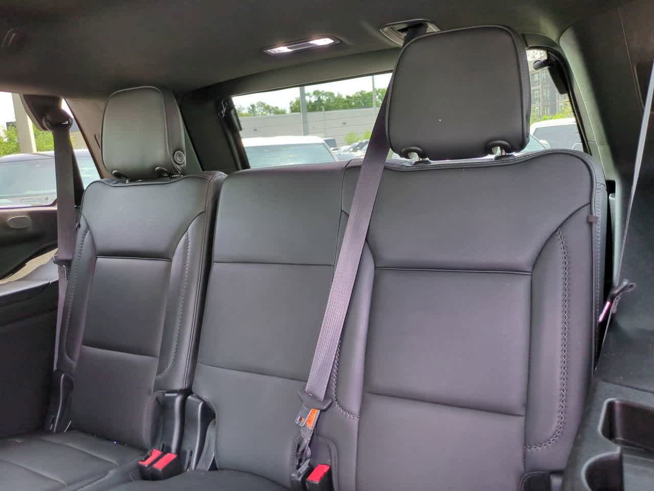 Used 2021 GMC Yukon Denali AWD/4WD image 13