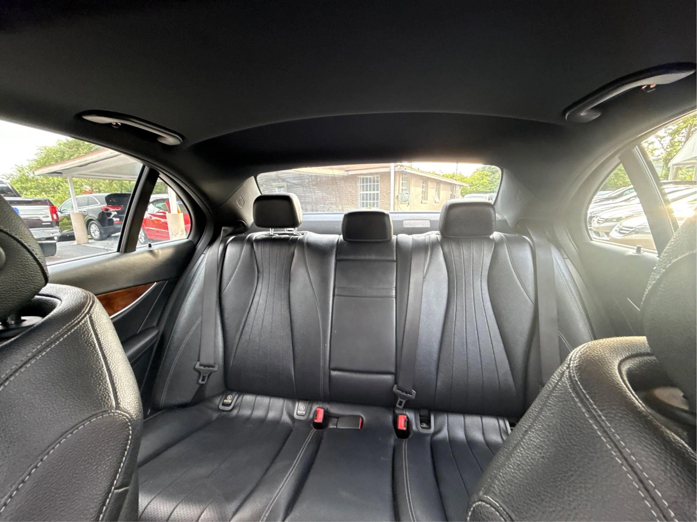 Used 2018 Mercedes-Benz E 300 4MATIC w/ Premium 1 Package image 20