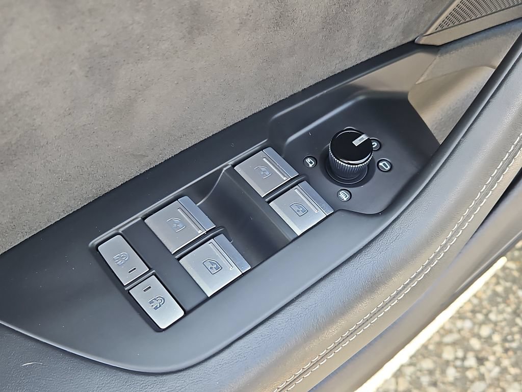 Used 2022 Audi S6 Premium Plus AWD/4WD image 31