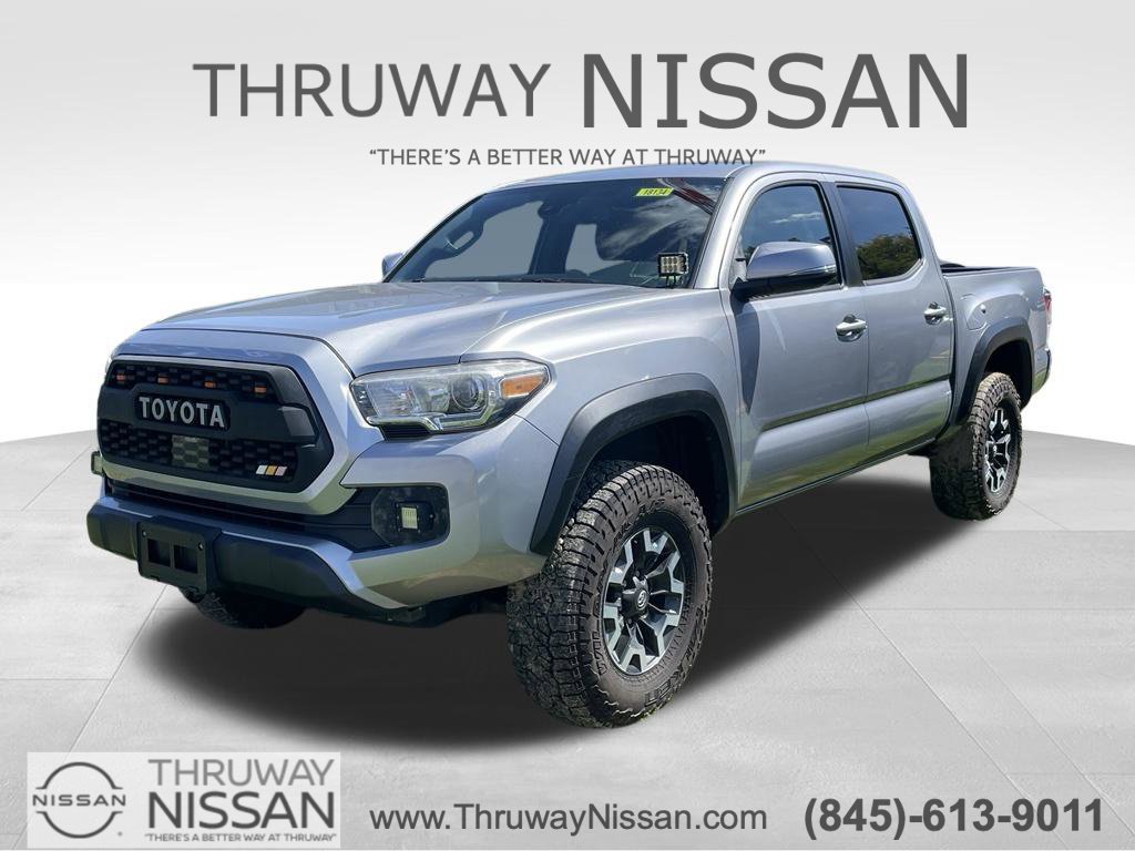 Used 2020 Toyota Tacoma TRD Off-Road AWD/4WD image 1