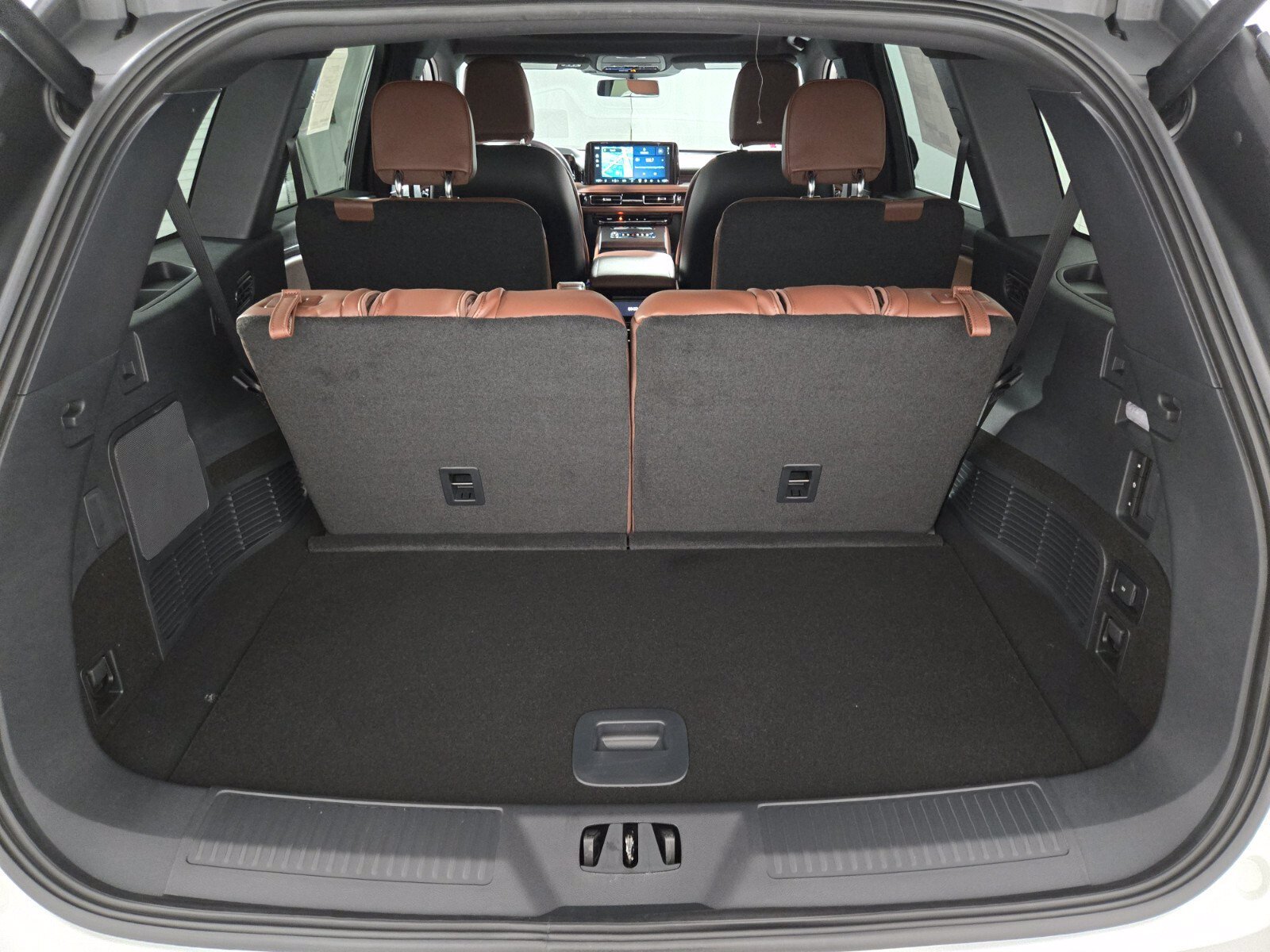 New 2027 Lincoln Aviator Reserve AWD/4WD image 18