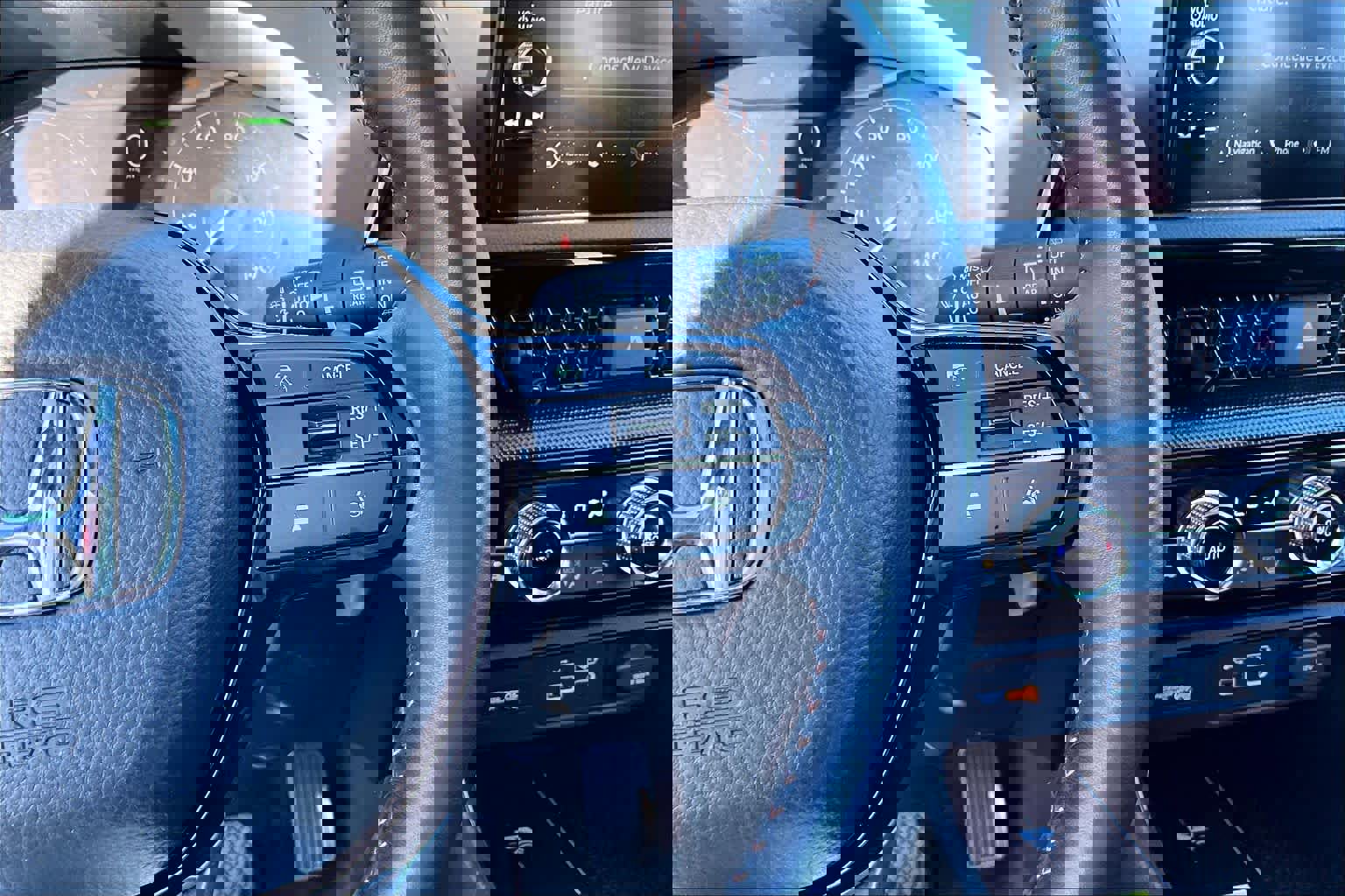 Certified 2025 Honda CR-V Sport Touring image 58