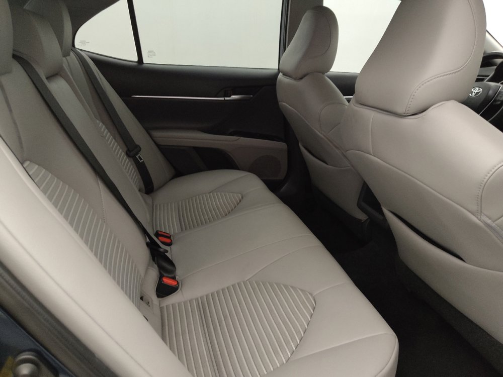 Used 2019 Toyota Camry SE image 19