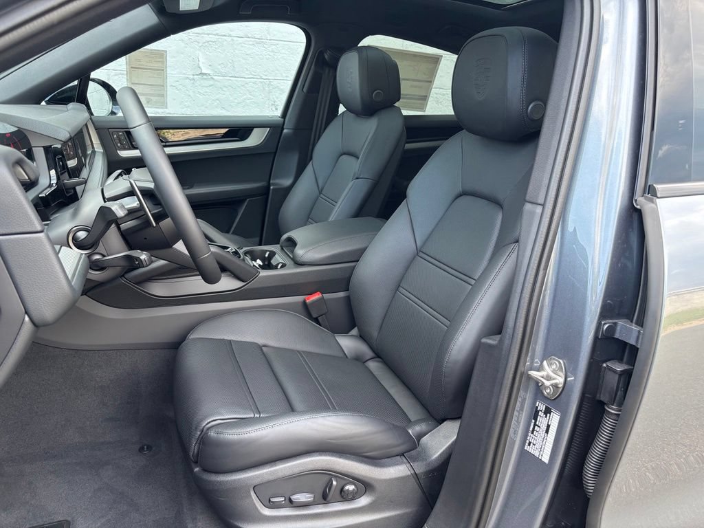 New 2026 Porsche Cayenne S AWD/4WD image 5