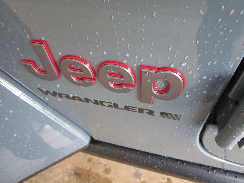 Used 2024 Jeep Wrangler Unlimited Rubicon image 17