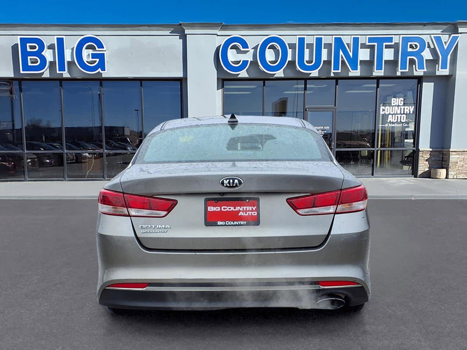 Used 2017 Kia Optima LX FWD image 4