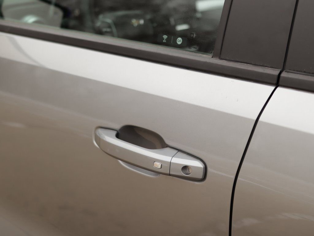 Used 2024 Chevrolet Colorado LT w/ LT Convenience Package II image 36