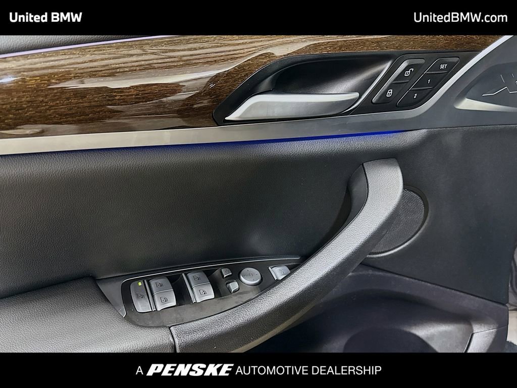 Used 2024 BMW X4 xDrive30i w/ Parking Assistance Package image 3