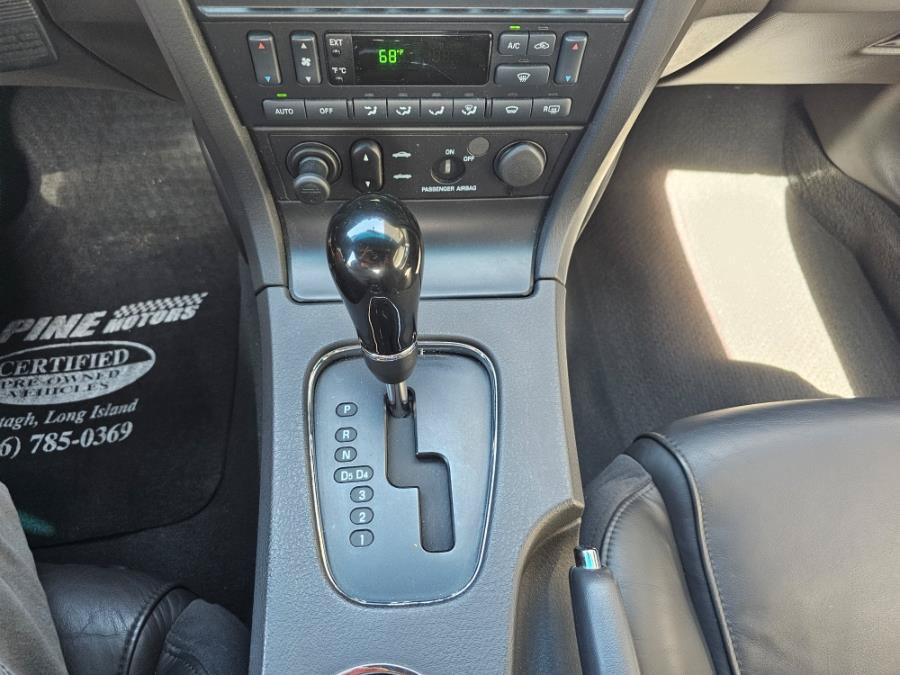 Used 2002 Ford Thunderbird RWD image 13
