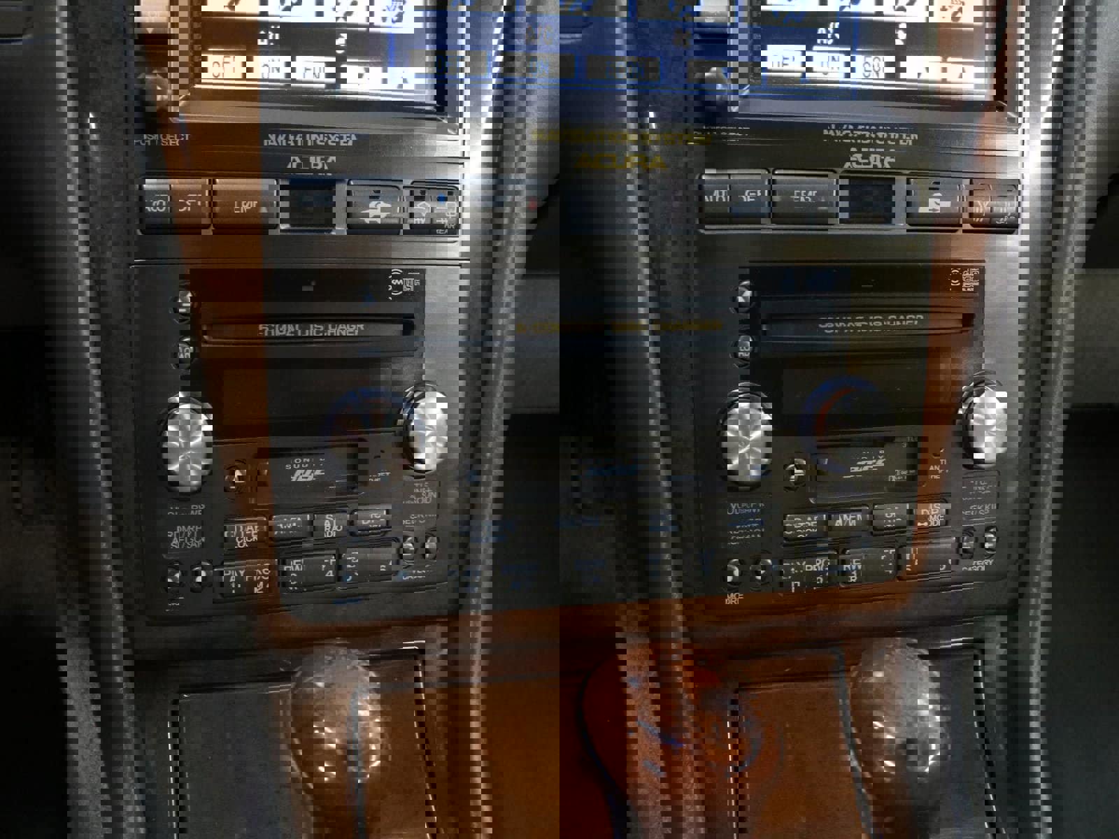 Used 2004 Acura RL w/Navigation System image 13