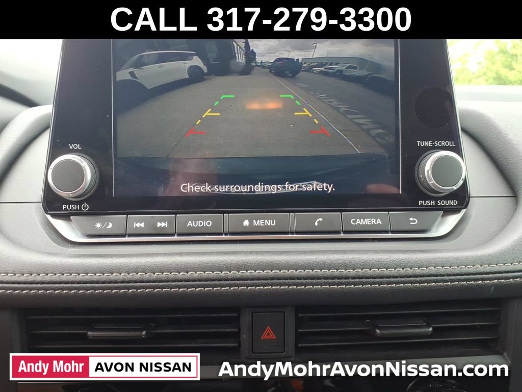 Used 2024 Nissan Rogue S FWD image 23