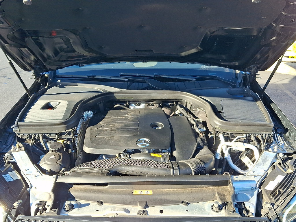 Used 2022 Mercedes-Benz GLC 300 4MATIC image 28