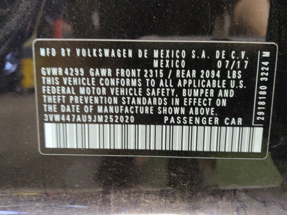 Used 2018 Volkswagen GTI SE FWD image 33