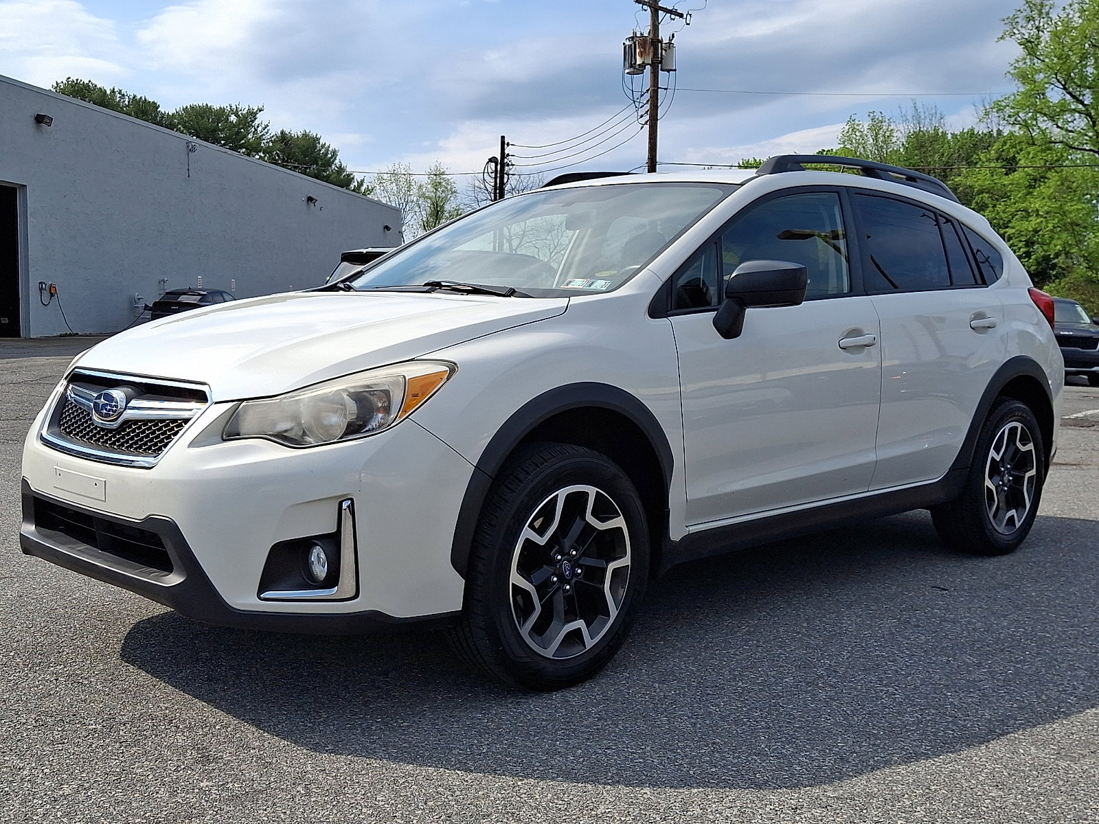 Used 2016 Subaru Crosstrek 2.0i AWD/4WD image 3