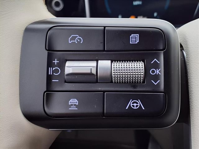 Used 2025 Hyundai Santa Fe Calligraphy image 21