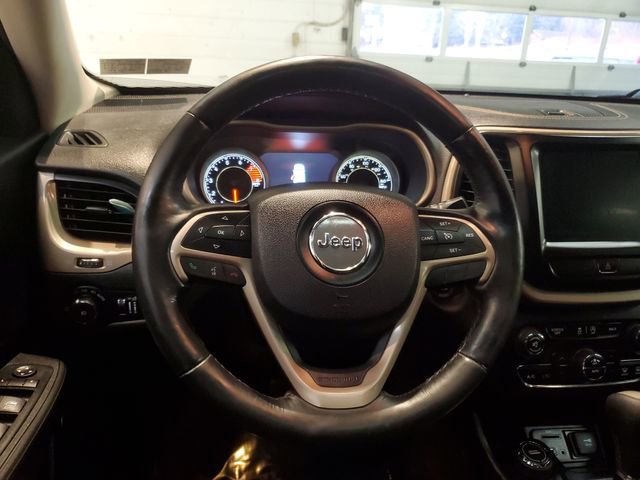 Used 2016 Jeep Cherokee Limited w/ Luxury Group image 15