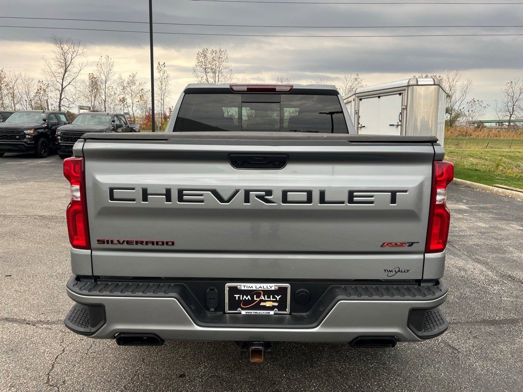 Certified 2024 Chevrolet Silverado 1500 RST w/ Redline Edition image 5