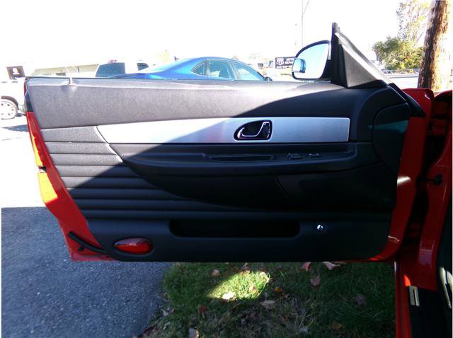 Used 2004 Ford Thunderbird image 7