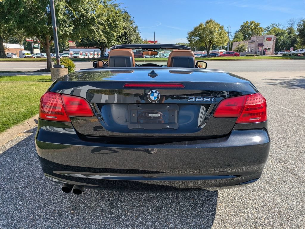Used 2012 BMW 328i Convertible RWD image 5