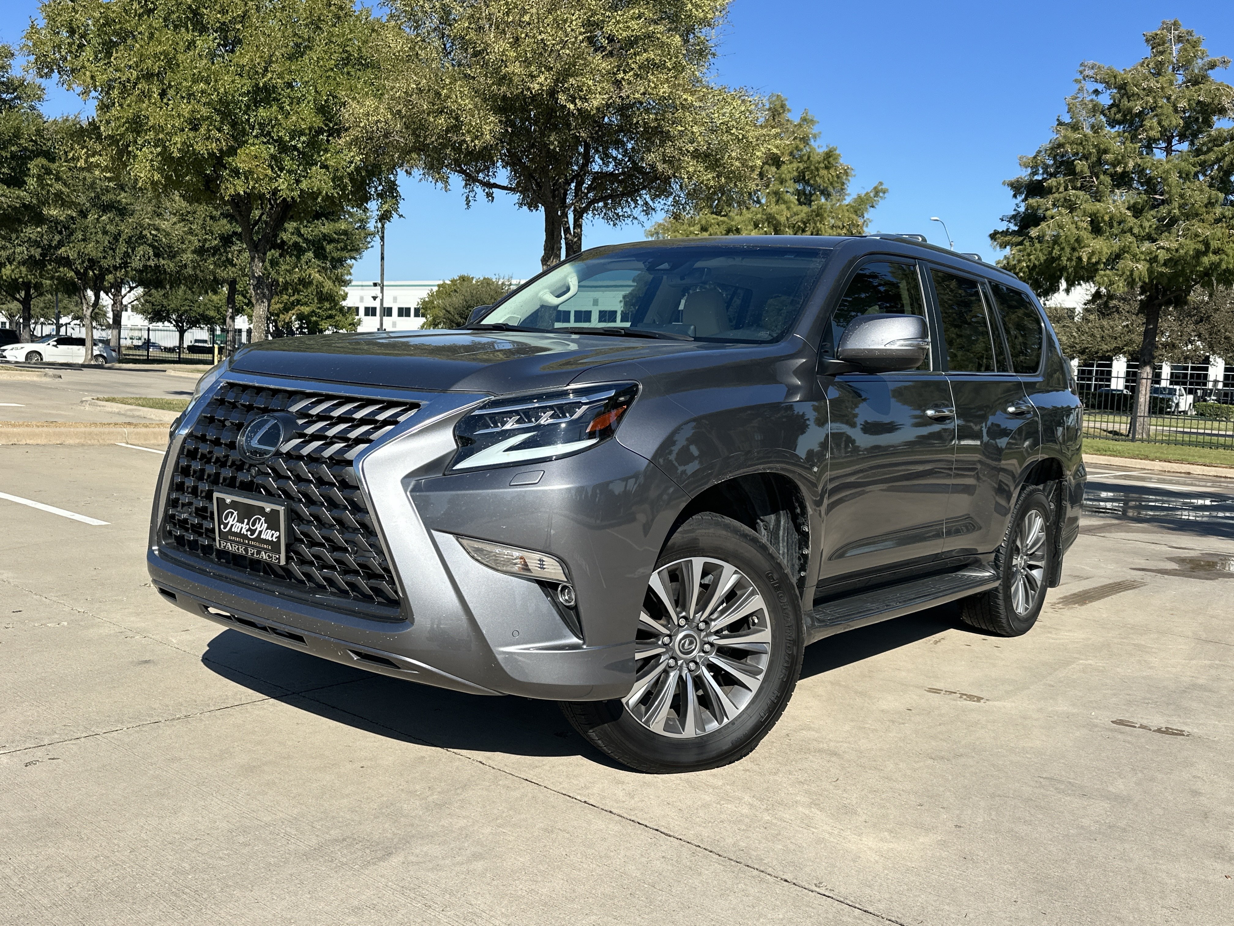 Used 2023 Lexus GX 460 Luxury w/ Accessory Package AWD/4WD image 1