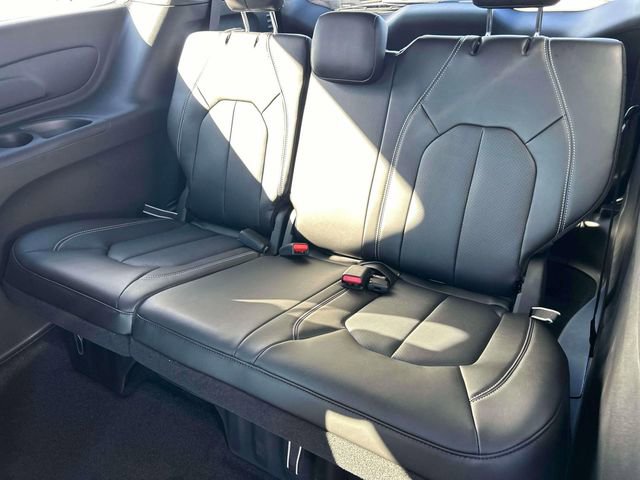 New 2026 Chrysler Voyager LX FWD image 19