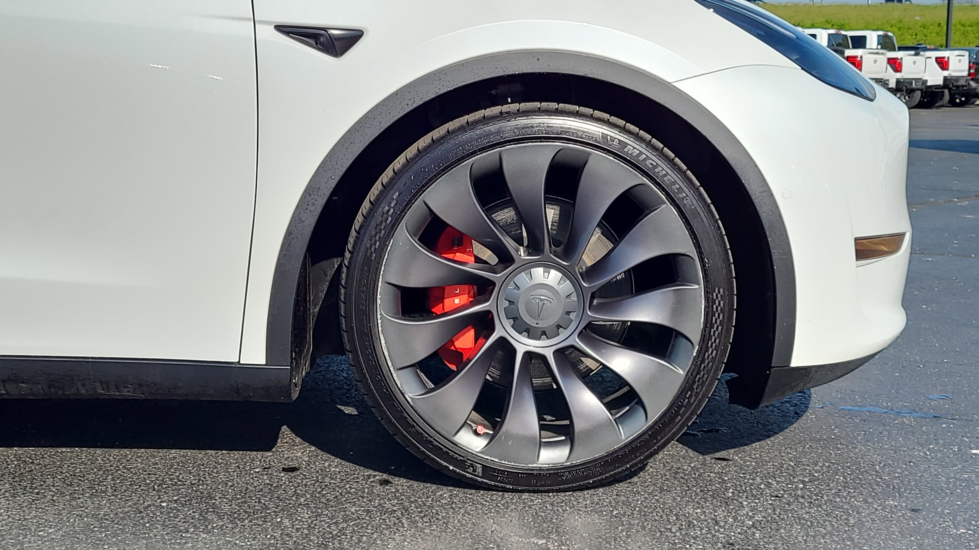 Used 2021 Tesla Model Y Performance AWD/4WD image 11
