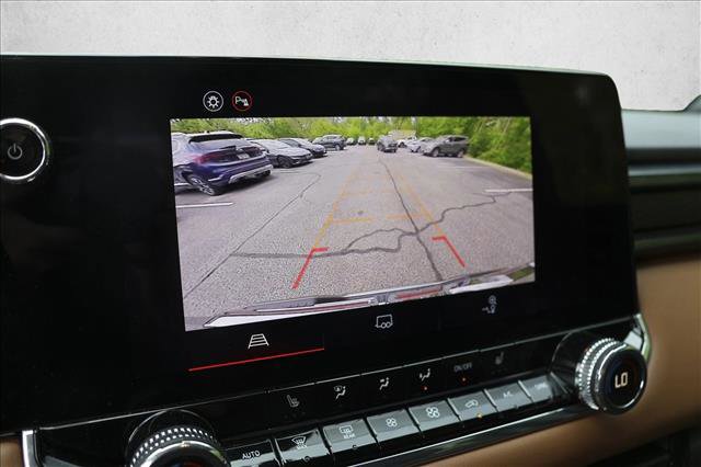 Used 2025 GMC Canyon AT4 AWD/4WD image 18