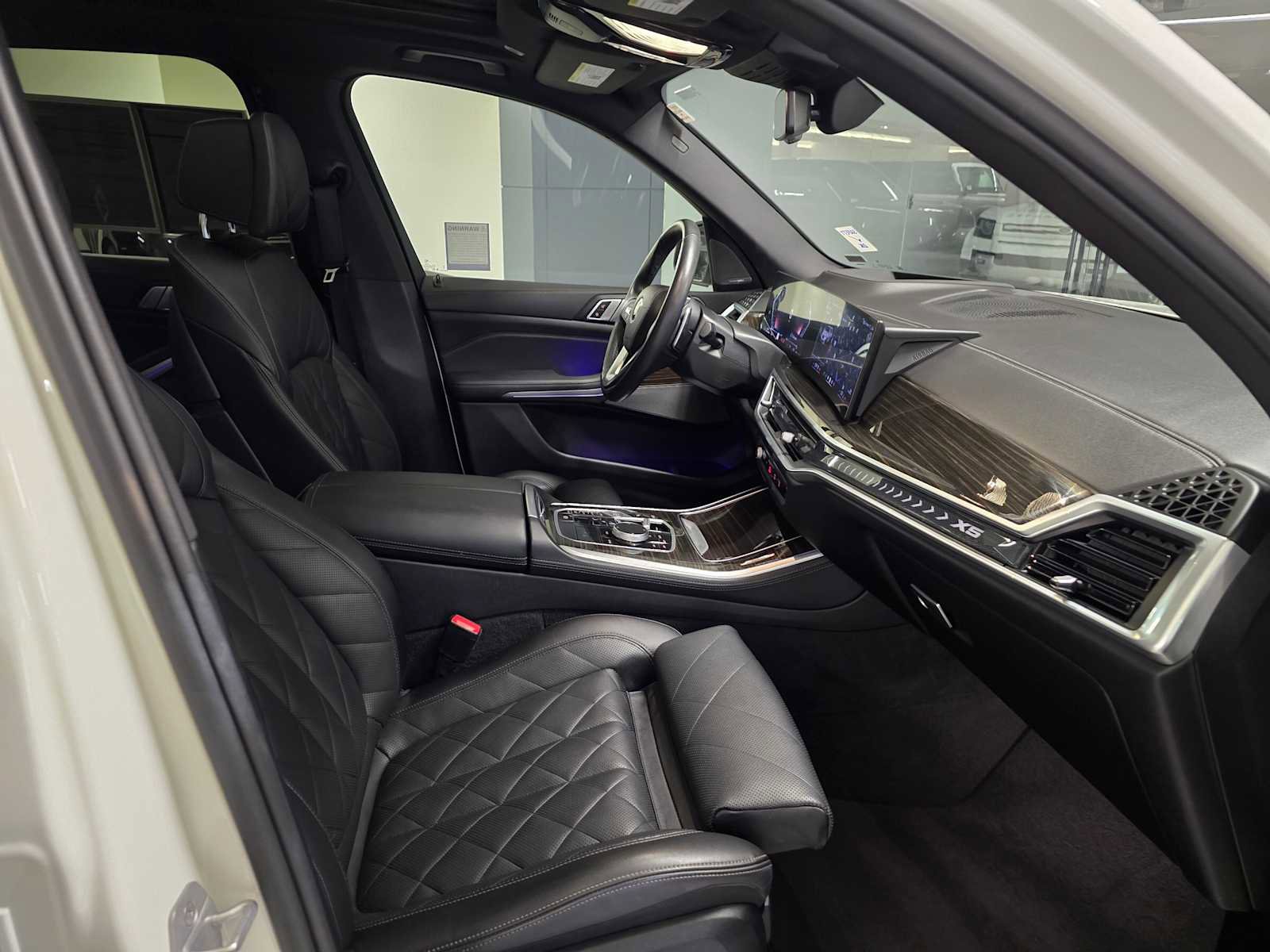 Used 2024 BMW X5 xDrive40i image 12