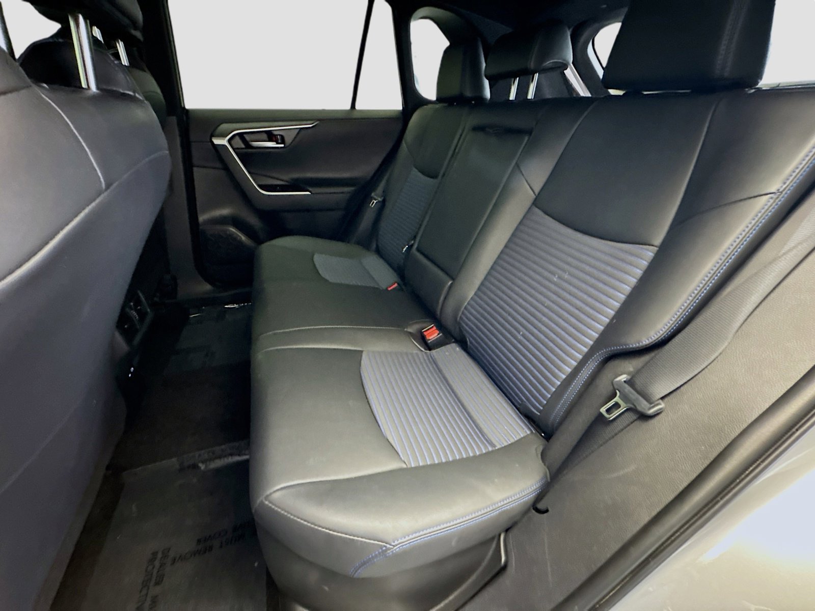 Used 2024 Toyota RAV4 XSE image 18