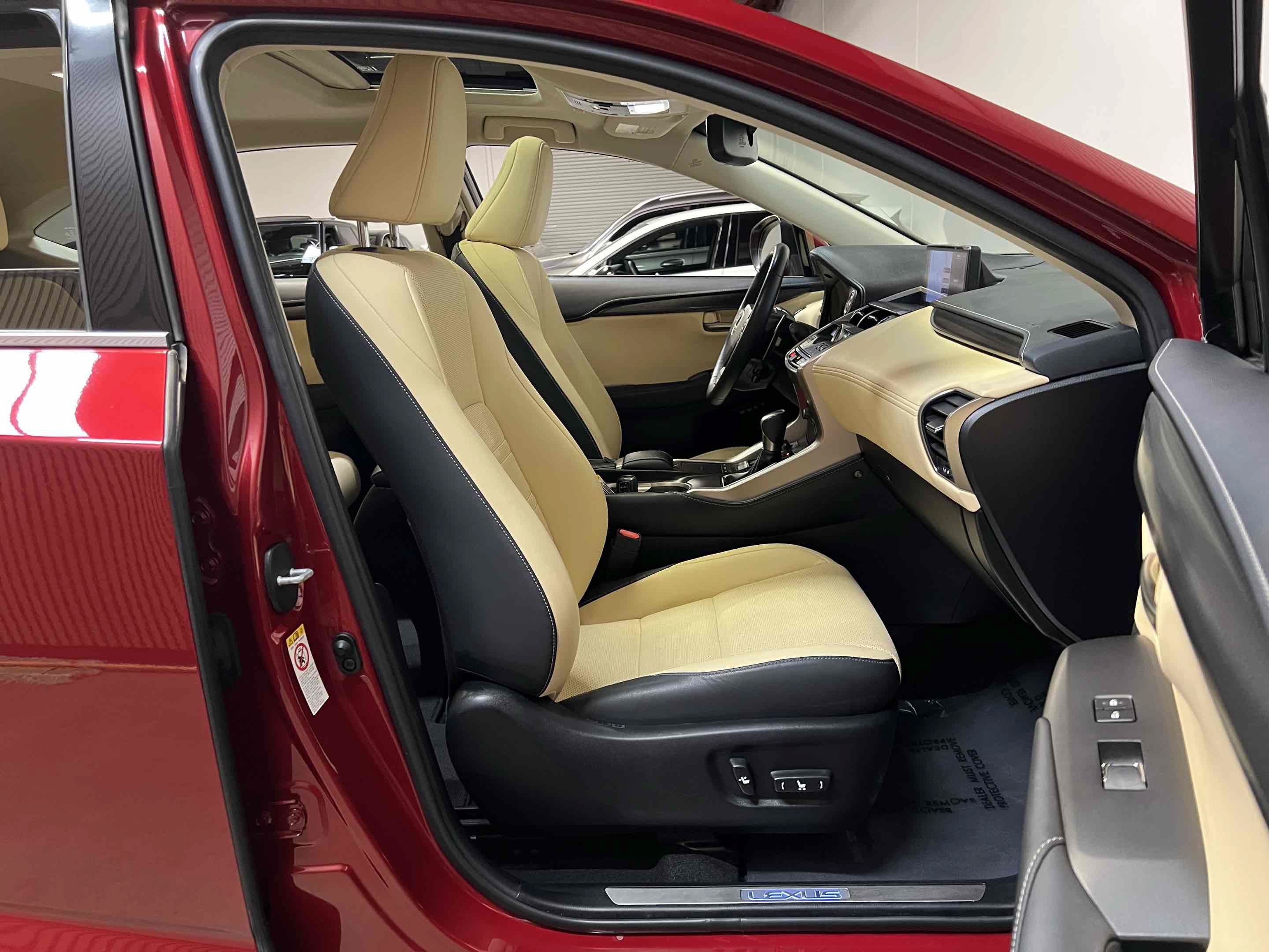 Used 2018 Lexus NX 300 FWD w/ Premium Package image 25