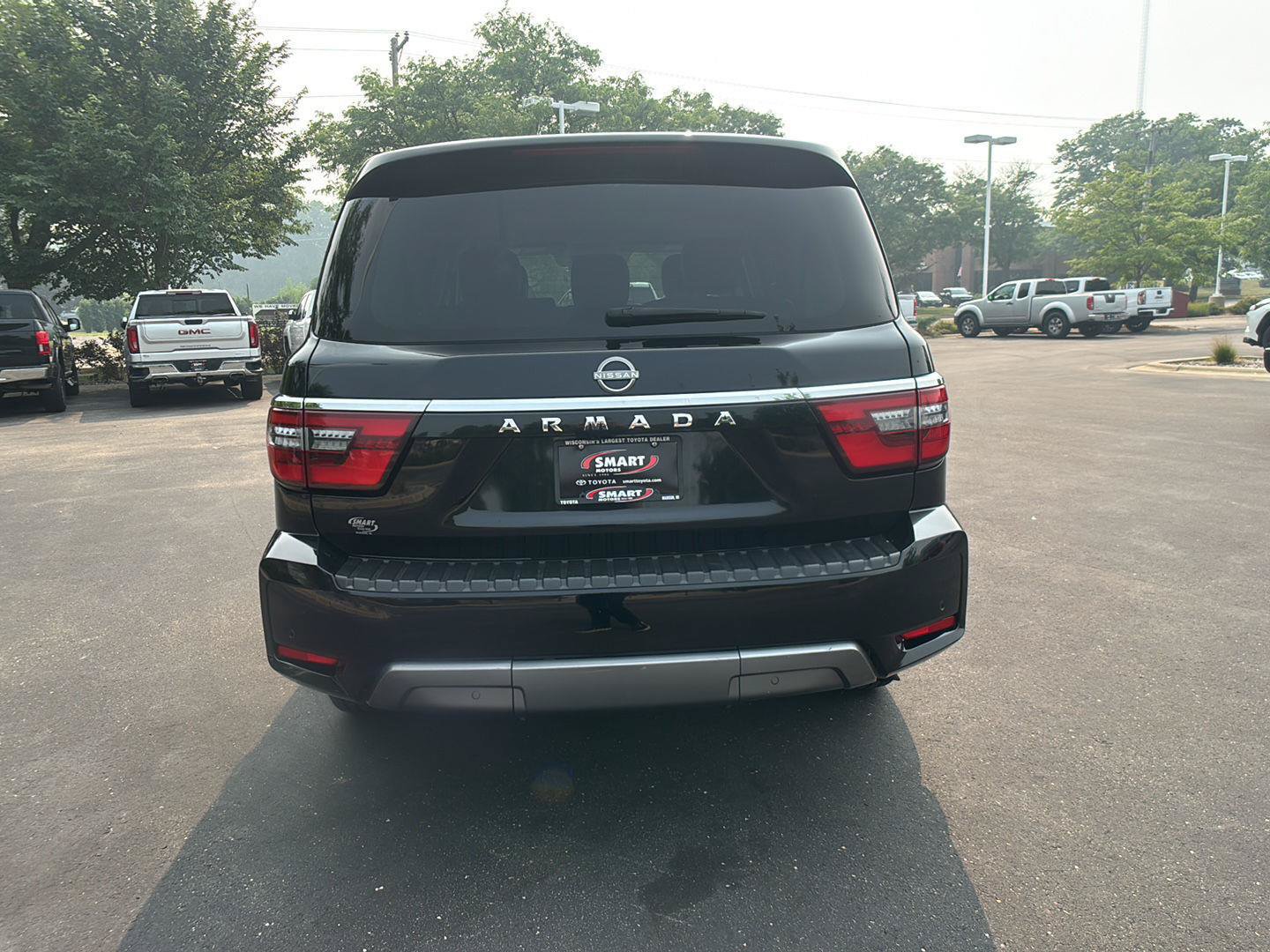 Used 2021 Nissan Armada SV AWD/4WD image 12