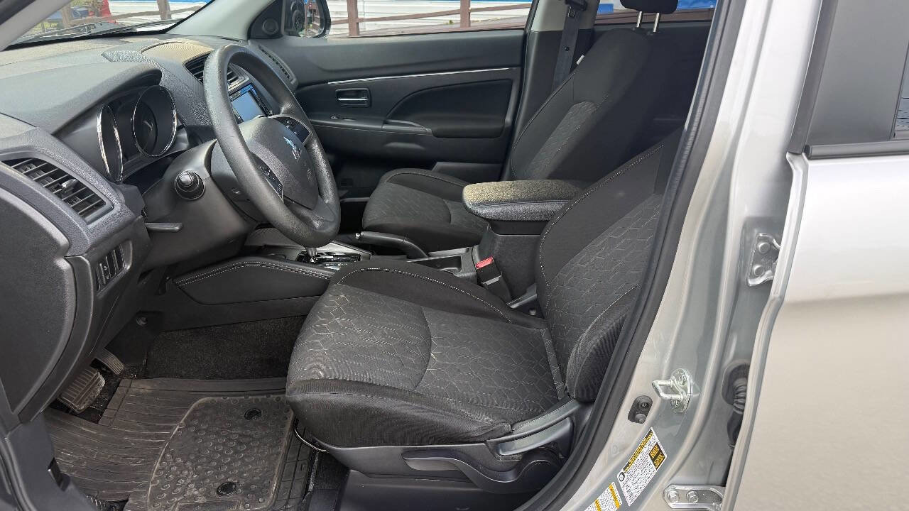 Used 2022 Mitsubishi Outlander Sport ES image 10