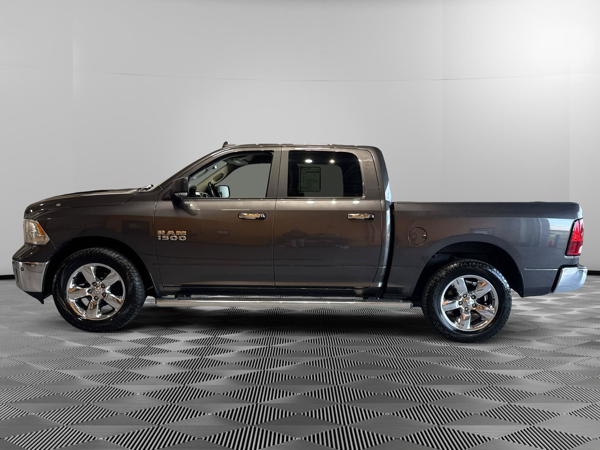 Used 2018 RAM 1500 Big Horn AWD/4WD image 2