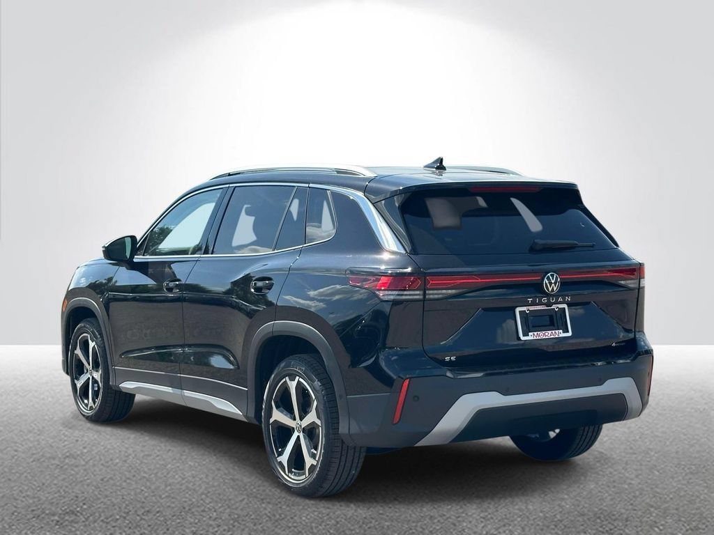 New 2026 Volkswagen Tiguan SE AWD/4WD image 3