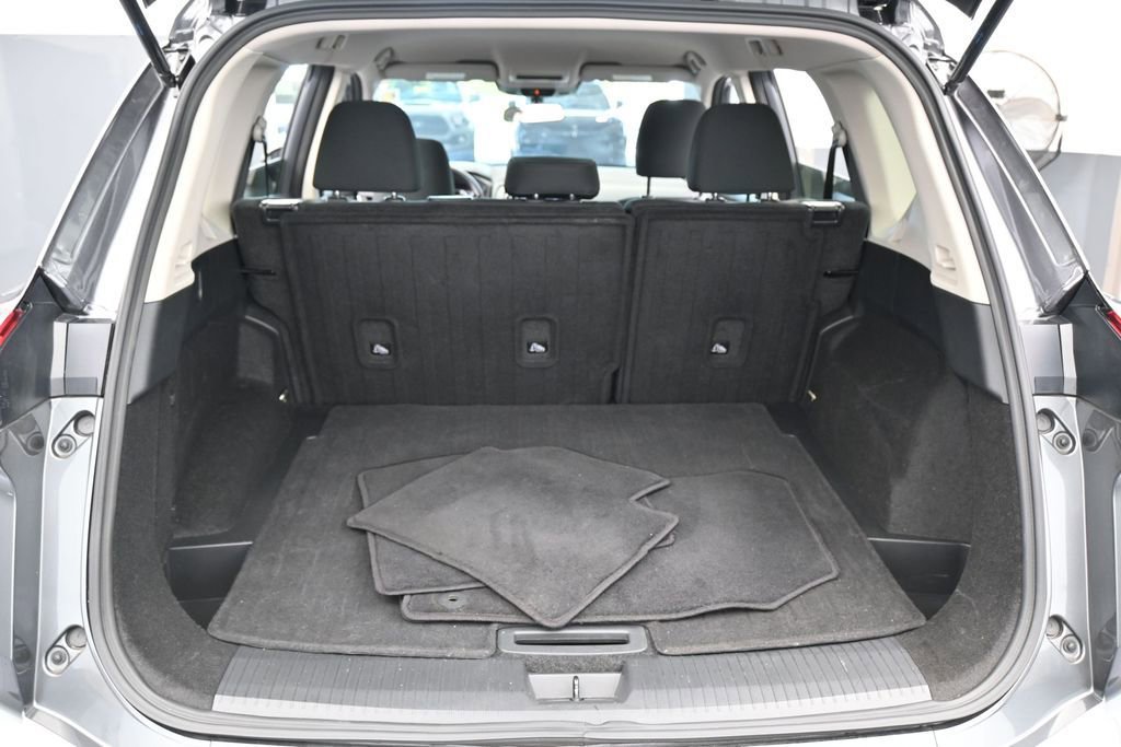 Used 2025 Nissan Rogue S FWD image 31